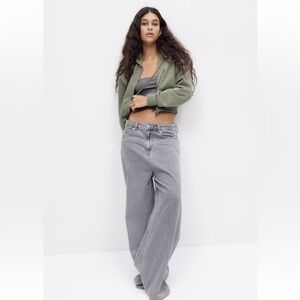 H&M Short Hooded Sweatshirt